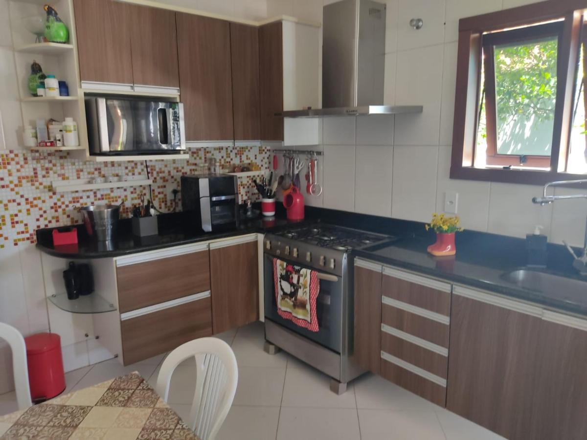 Linda Casa Com Piscina Em Interlagos Vila Velha Es Villa Exteriör bild