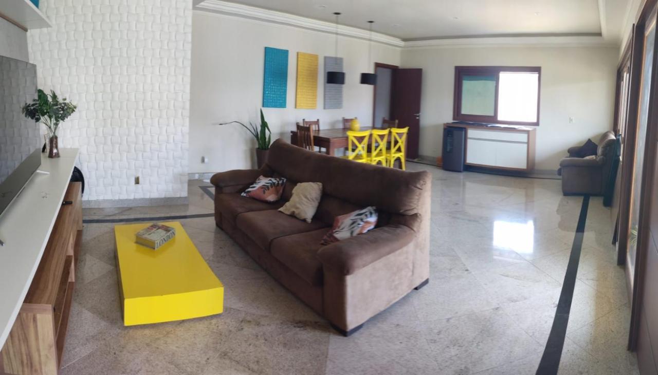Linda Casa Com Piscina Em Interlagos Vila Velha Es Villa Exteriör bild