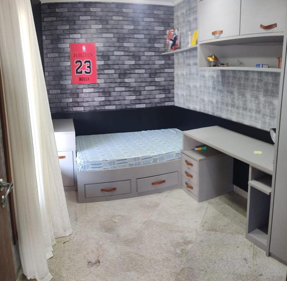 Linda Casa Com Piscina Em Interlagos Vila Velha Es Villa Exteriör bild