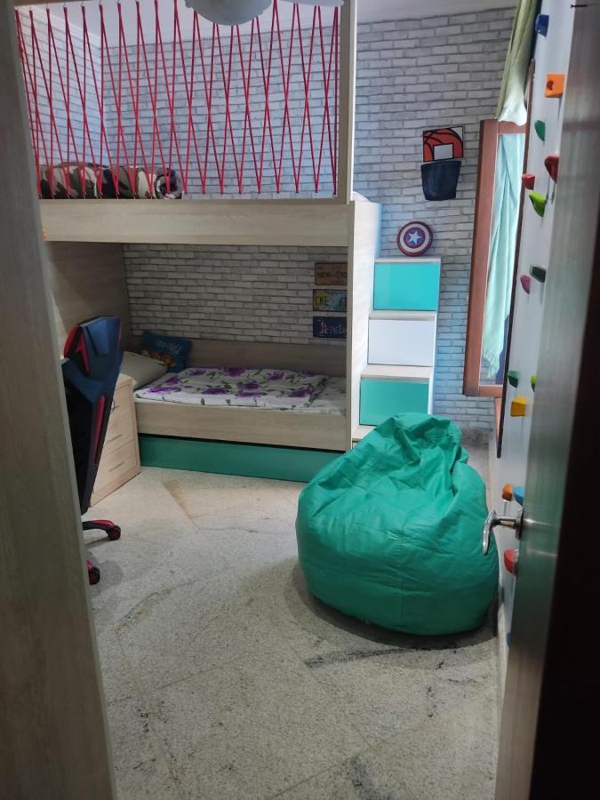 Linda Casa Com Piscina Em Interlagos Vila Velha Es Villa Exteriör bild
