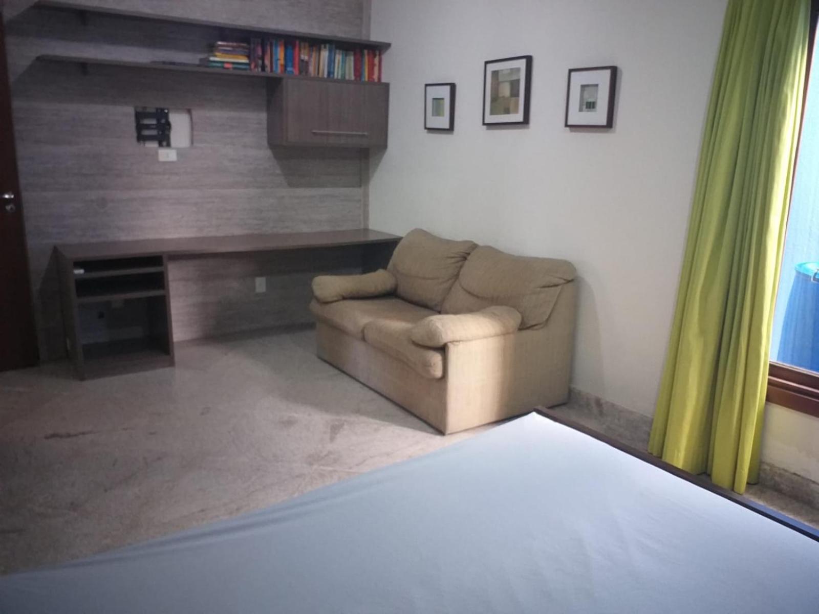 Linda Casa Com Piscina Em Interlagos Vila Velha Es Villa Exteriör bild
