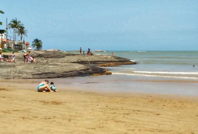 Linda Casa Com Piscina Em Interlagos Vila Velha Es Villa Exteriör bild