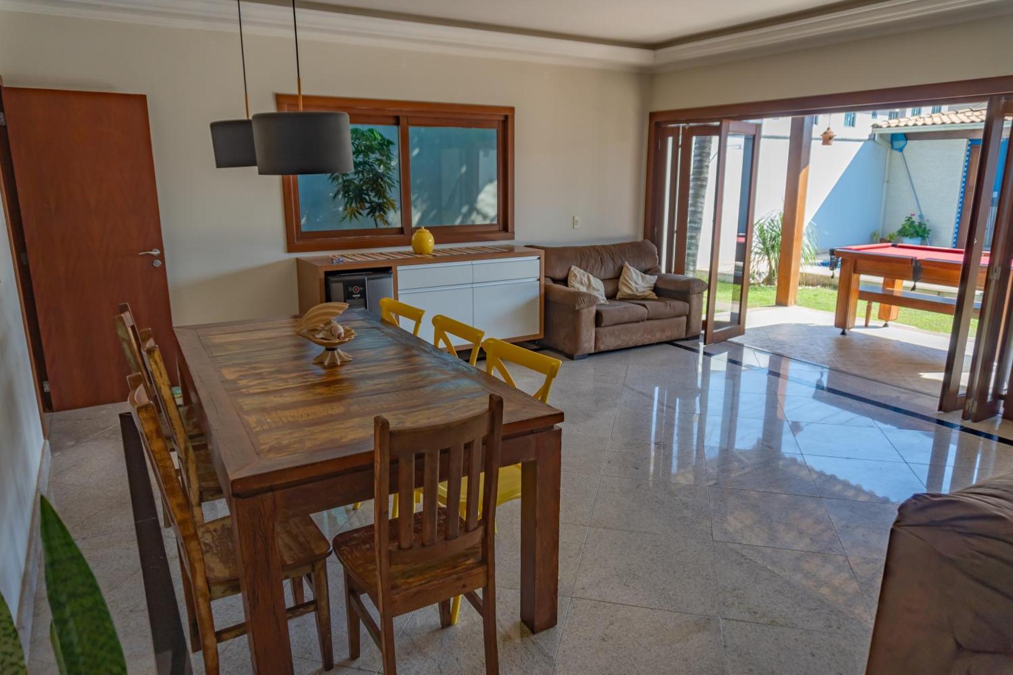 Linda Casa Com Piscina Em Interlagos Vila Velha Es Villa Exteriör bild