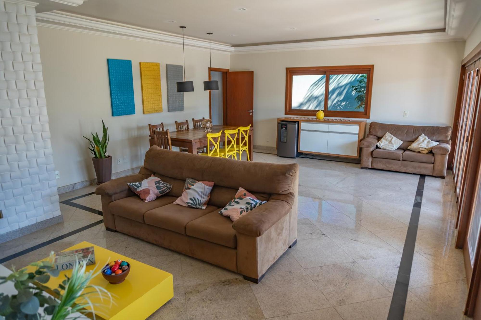 Linda Casa Com Piscina Em Interlagos Vila Velha Es Villa Exteriör bild